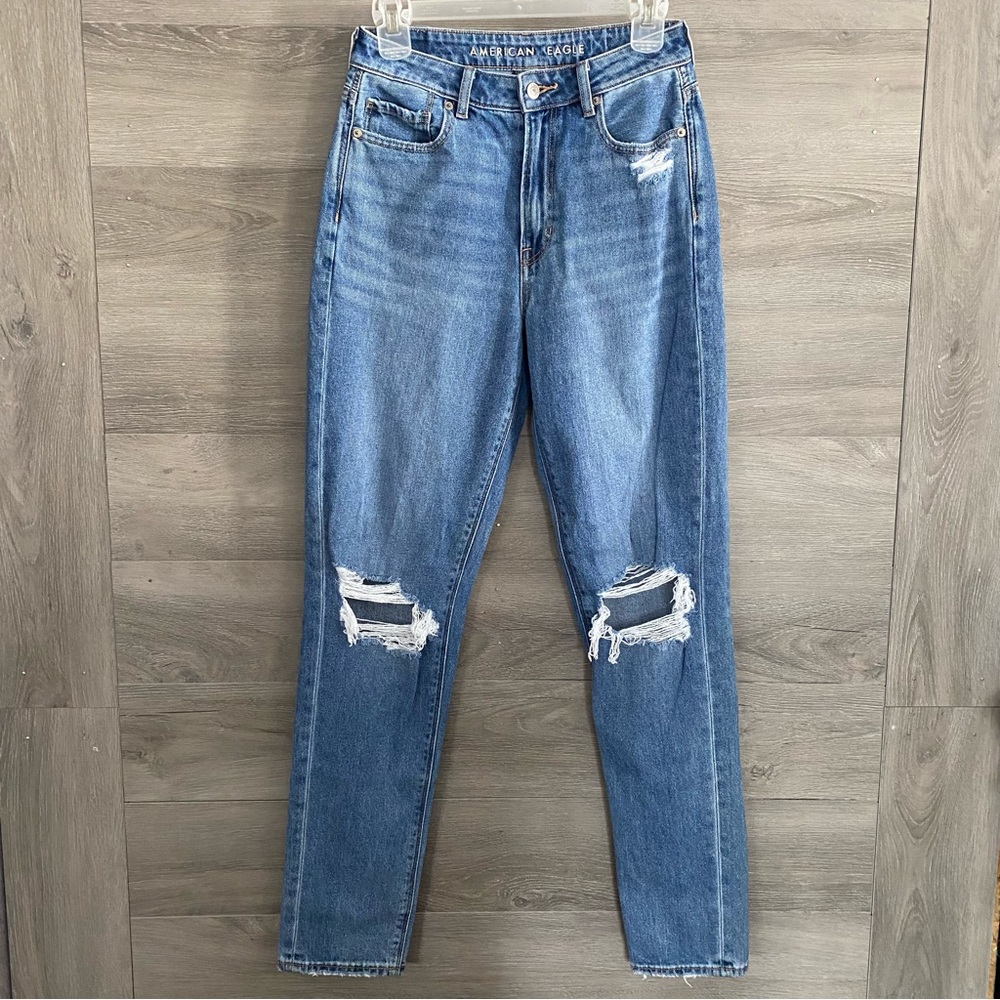 American Eagle Mom Jean